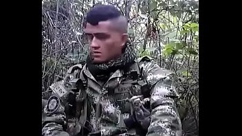 Militar Rico De Colombia Masturbandose