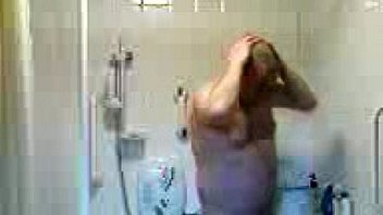MATE IN THE SHOWER
