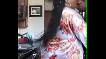 Big ass on cooker top getting steamed