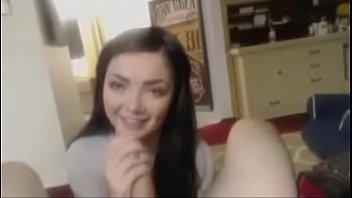 Tinder date turns out to be a camgirl from DSLgirls.com
