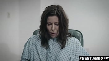 Crazy MILF Patient Got Creampied By Doctor And She Can't Screaming