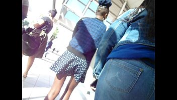 Wits University Student escalator upskirt